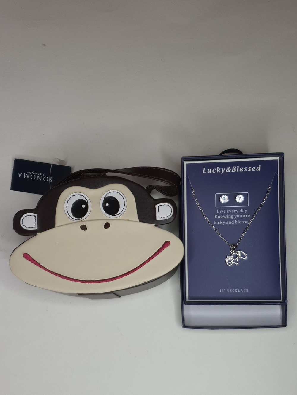 Bobby Jack Cosmetic Case & Elephant Earrings Set + FREE GIFT
